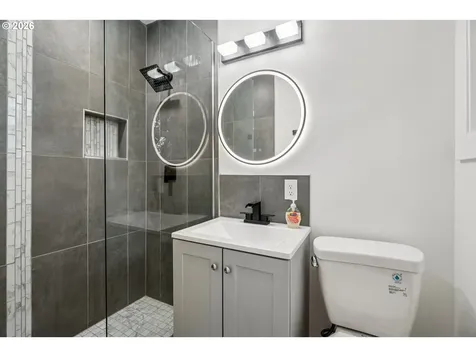 1018 SE 164th Avenue Portland OR 97233