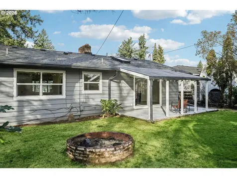 1018 SE 164th Avenue Portland OR 97233