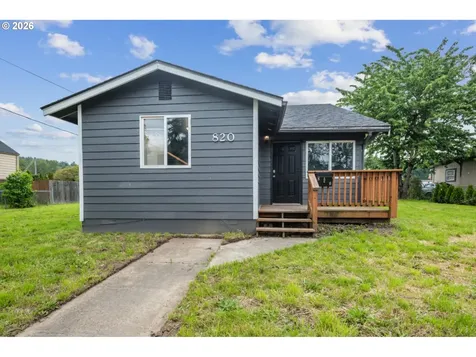 820 N 1st Avenue Kelso WA 98626