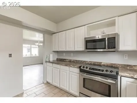 820 N 1st Avenue Kelso WA 98626