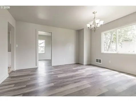 820 N 1st Avenue Kelso WA 98626