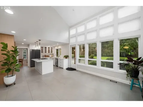 425 Weleber Street Oregon City OR 97045