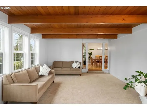 425 Weleber Street Oregon City OR 97045