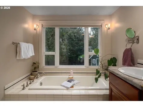 425 Weleber Street Oregon City OR 97045