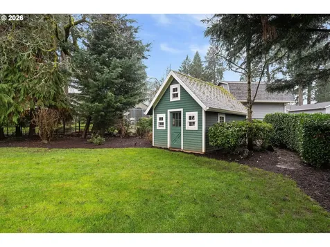 425 Weleber Street Oregon City OR 97045