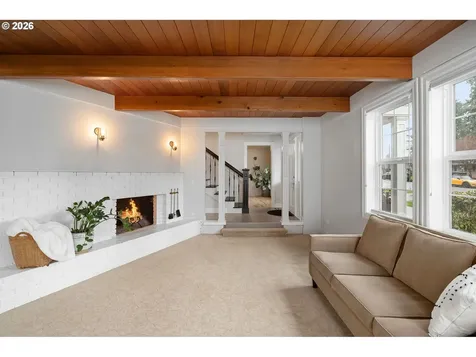 425 Weleber Street Oregon City OR 97045