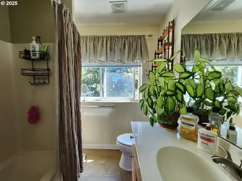 1126 Washington Street Port Orford OR 97465