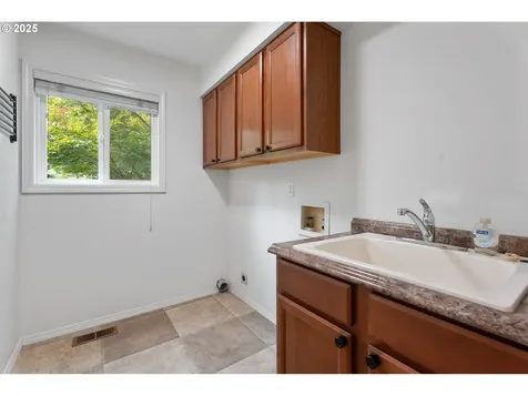 3777 Rivers Edge Drive Lake Oswego OR 97034