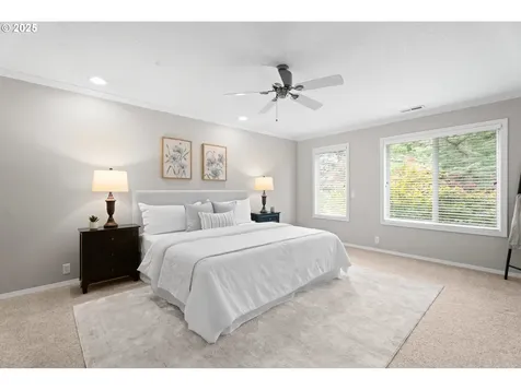 3777 Rivers Edge Drive Lake Oswego OR 97034