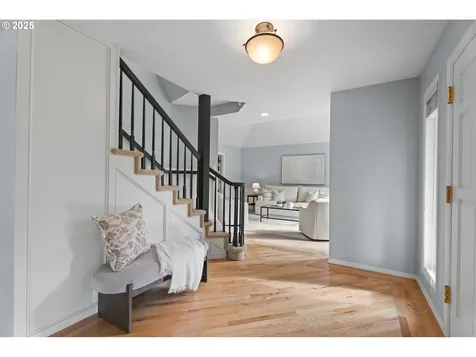 3777 Rivers Edge Drive Lake Oswego OR 97034