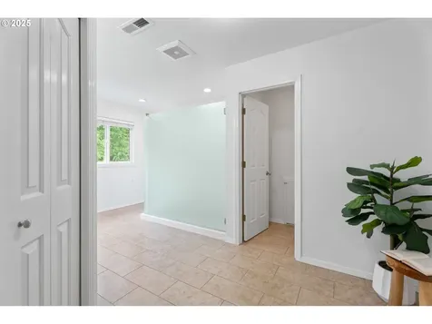 3777 Rivers Edge Drive Lake Oswego OR 97034