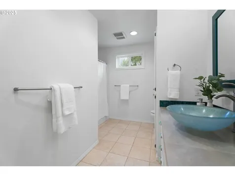 3777 Rivers Edge Drive Lake Oswego OR 97034