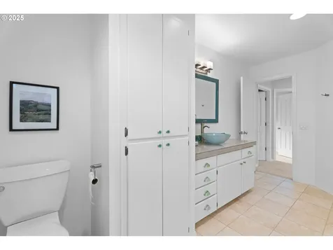 3777 Rivers Edge Drive Lake Oswego OR 97034