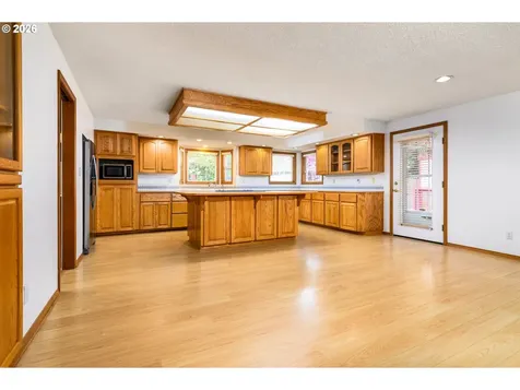 1108 SE 168th Avenue Portland OR 97233