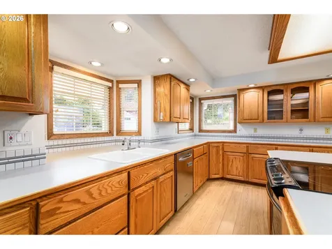 1108 SE 168th Avenue Portland OR 97233