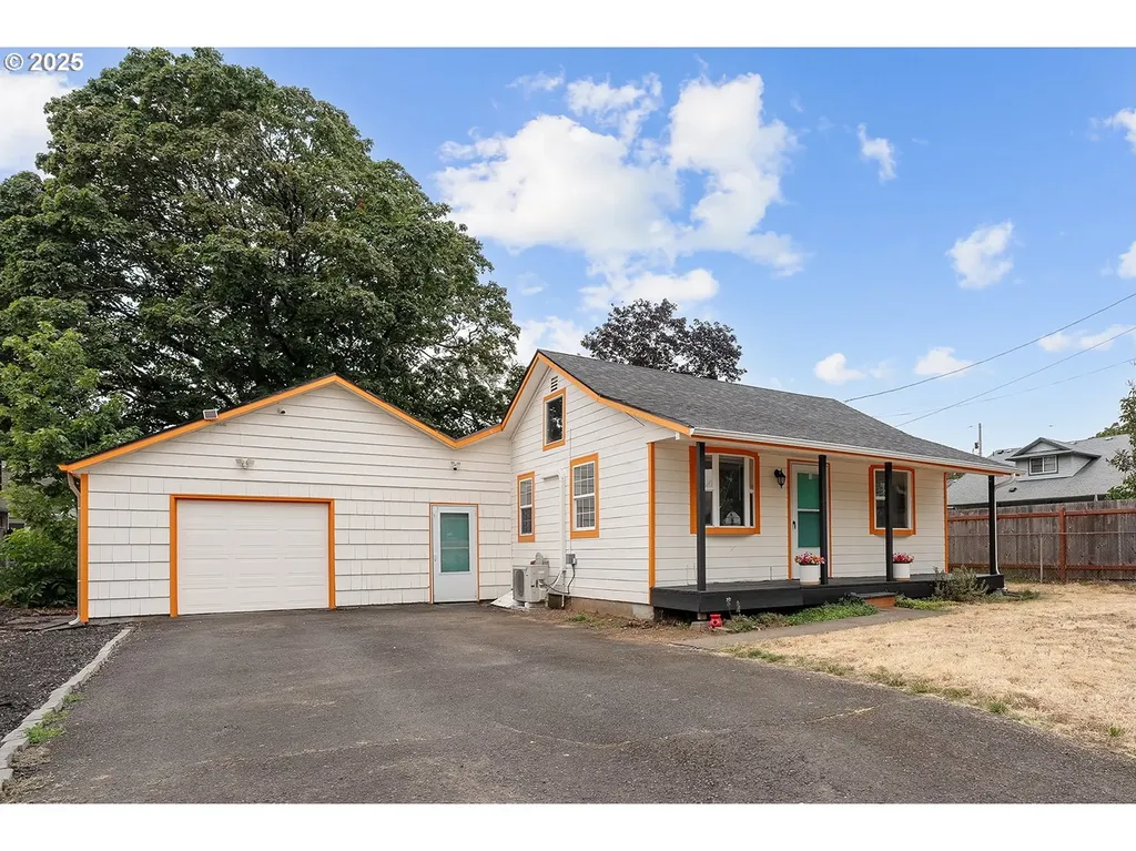 8433 SE 67th Avenue Portland OR 97206