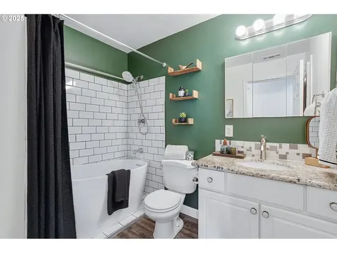 8433 SE 67th Avenue Portland OR 97206