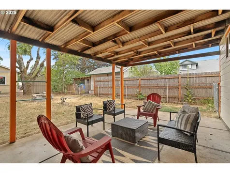8433 SE 67th Avenue Portland OR 97206