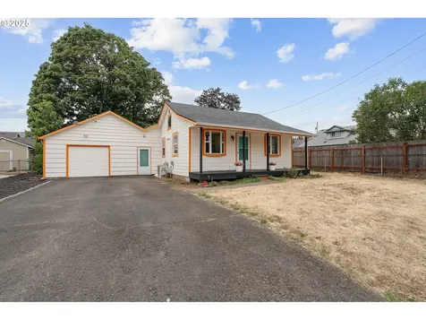 8433 SE 67th Avenue Portland OR 97206