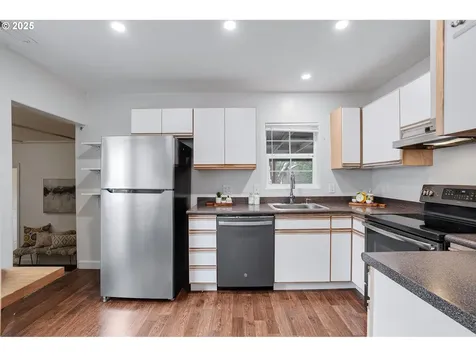 8433 SE 67th Avenue Portland OR 97206