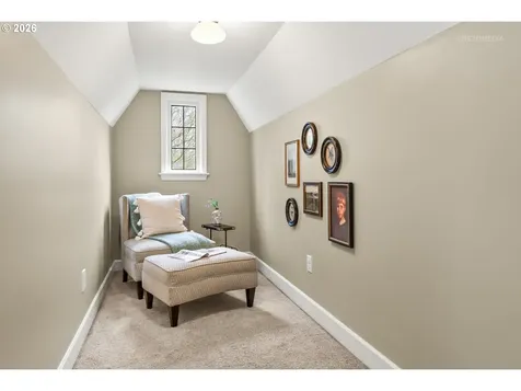 1915 NE 56th Avenue Portland OR 97213