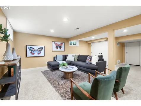 1915 NE 56th Avenue Portland OR 97213