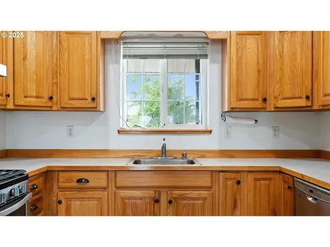 1385 NE Main Avenue Irrigon OR 97844