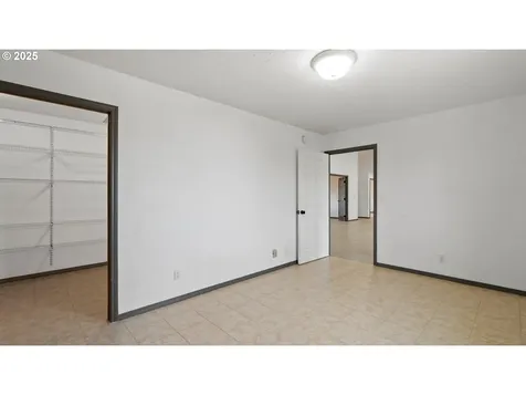 1385 NE Main Avenue Irrigon OR 97844
