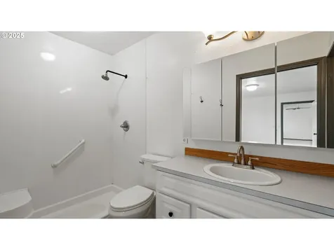 1385 NE Main Avenue Irrigon OR 97844