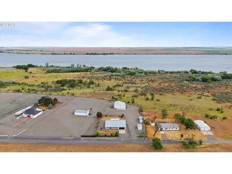 1385 NE Main Avenue Irrigon OR 97844