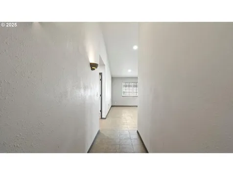 1385 NE Main Avenue Irrigon OR 97844