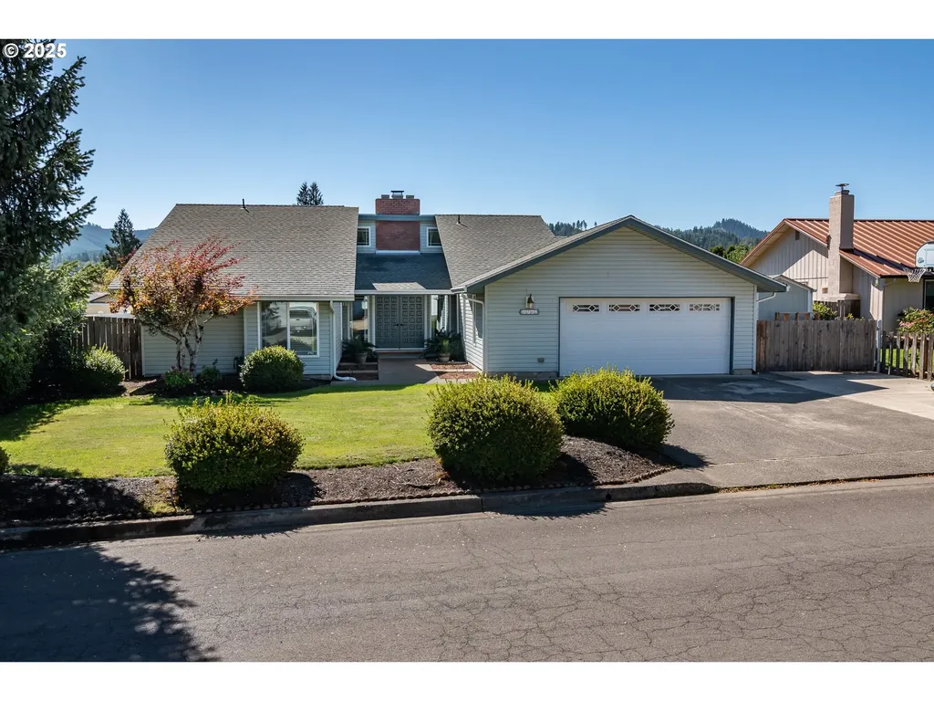 1762 E Fourth Avenue Sutherlin OR 97479