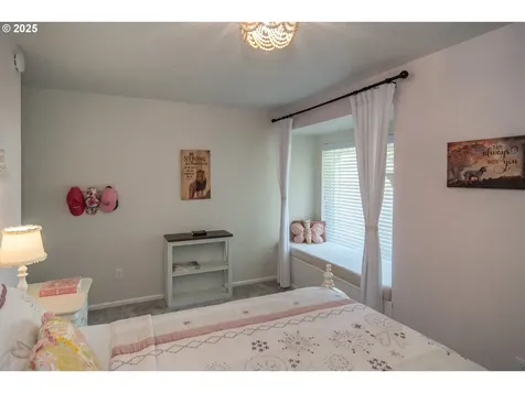 1762 E Fourth Avenue Sutherlin OR 97479