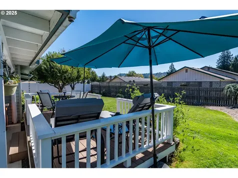 1762 E Fourth Avenue Sutherlin OR 97479