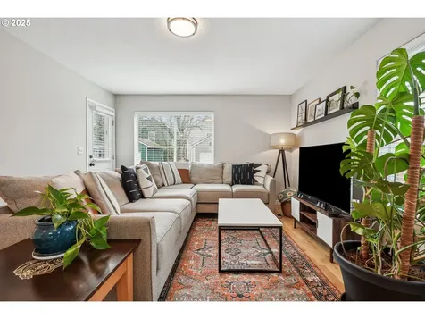 9330 N Woolsey Avenue Portland OR 97203
