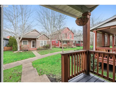 9330 N Woolsey Avenue Portland OR 97203