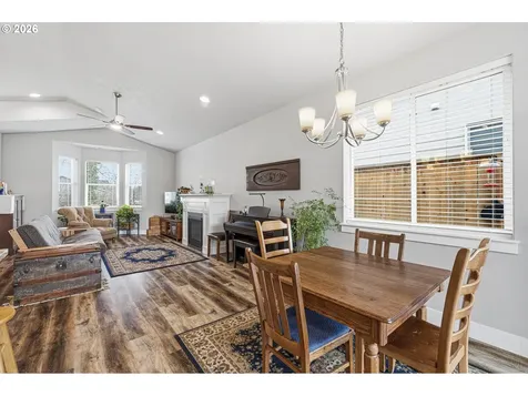 411 SW Oregon Falls Drive Dallas OR 97338