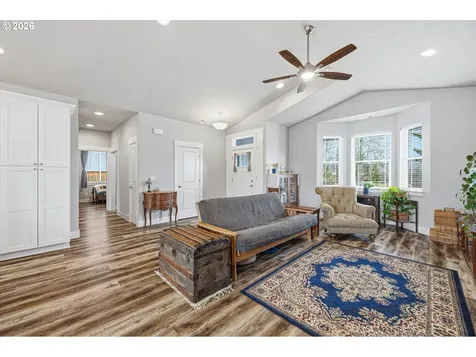 411 SW Oregon Falls Drive Dallas OR 97338