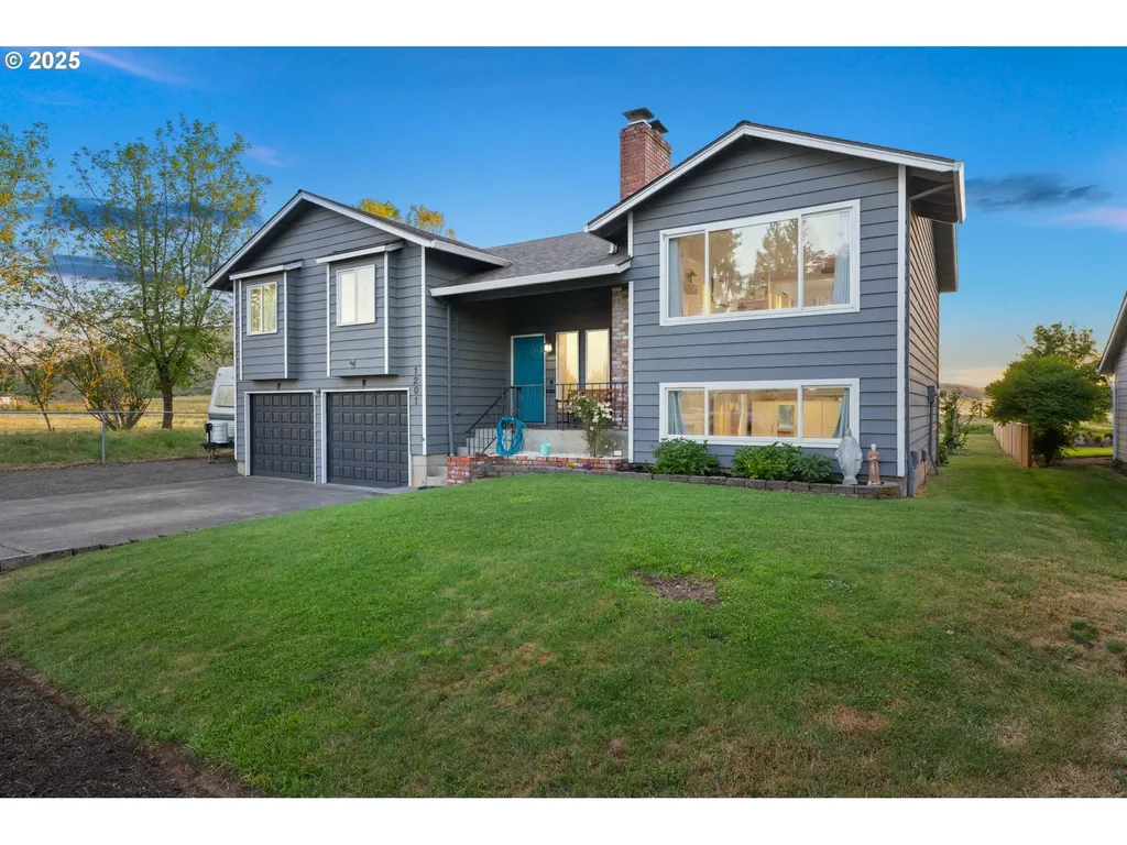 1201 SE Jacquelin Drive Hillsboro OR 97123