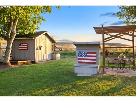 1201 SE Jacquelin Drive Hillsboro OR 97123