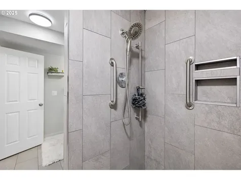 1201 SE Jacquelin Drive Hillsboro OR 97123