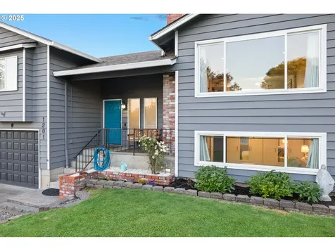 1201 SE Jacquelin Drive Hillsboro OR 97123