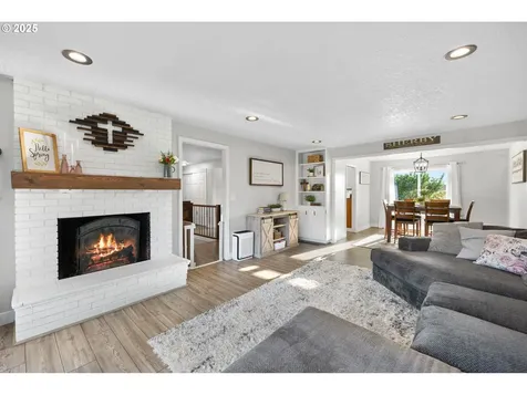 1201 SE Jacquelin Drive Hillsboro OR 97123