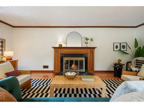 6040 SE 32nd Avenue Portland OR 97202