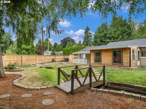 7415 NW 10th Avenue Vancouver WA 98665