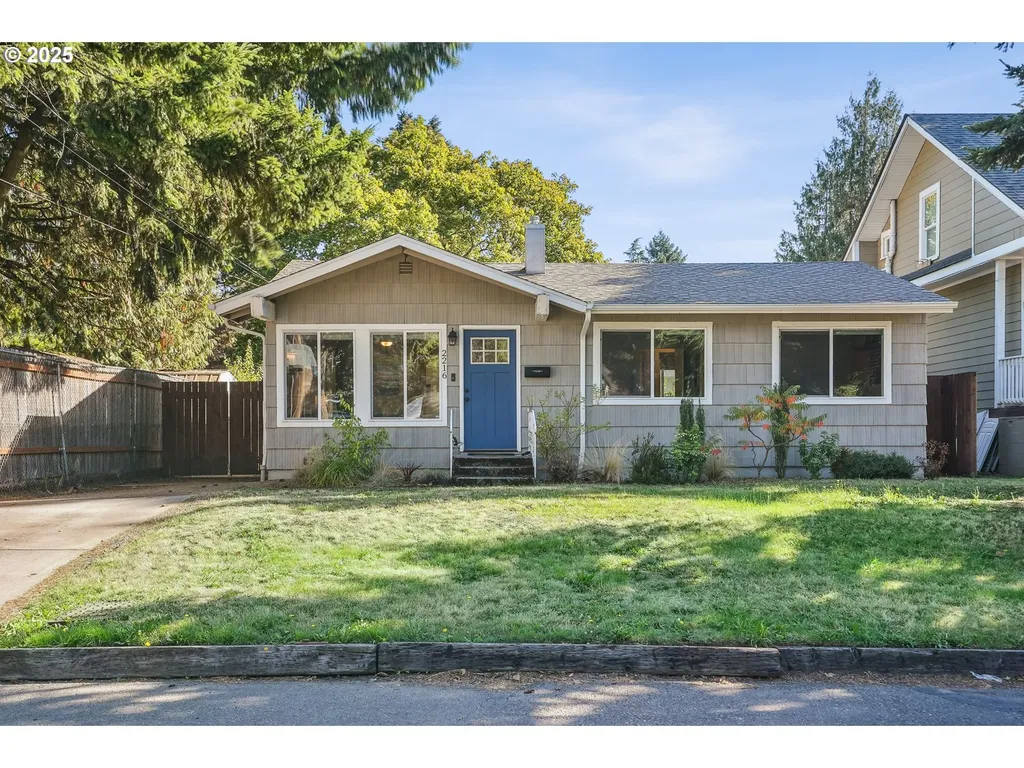 2216 NE 86th Avenue Portland OR 97220