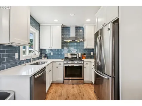 2216 NE 86th Avenue Portland OR 97220