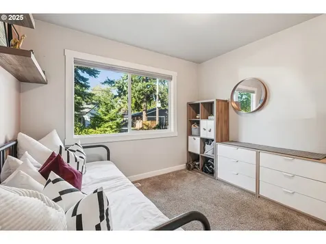 2216 NE 86th Avenue Portland OR 97220