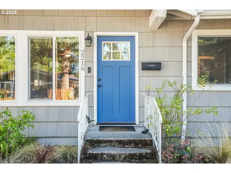 2216 NE 86th Avenue Portland OR 97220