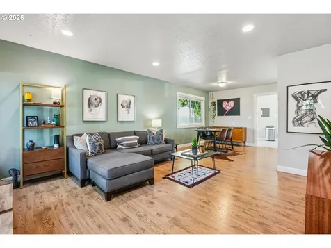 2216 NE 86th Avenue Portland OR 97220